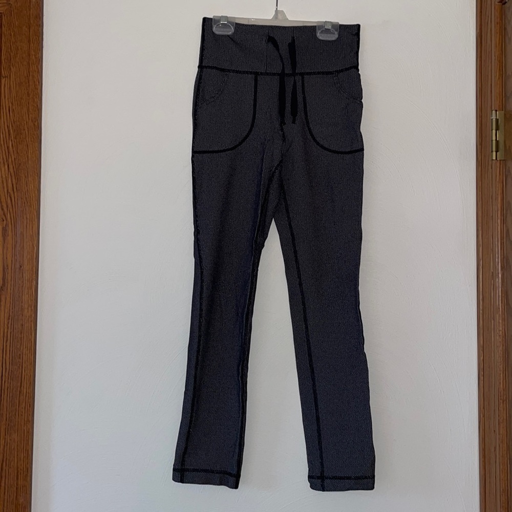 Lululemon Black and Gray Leggings
